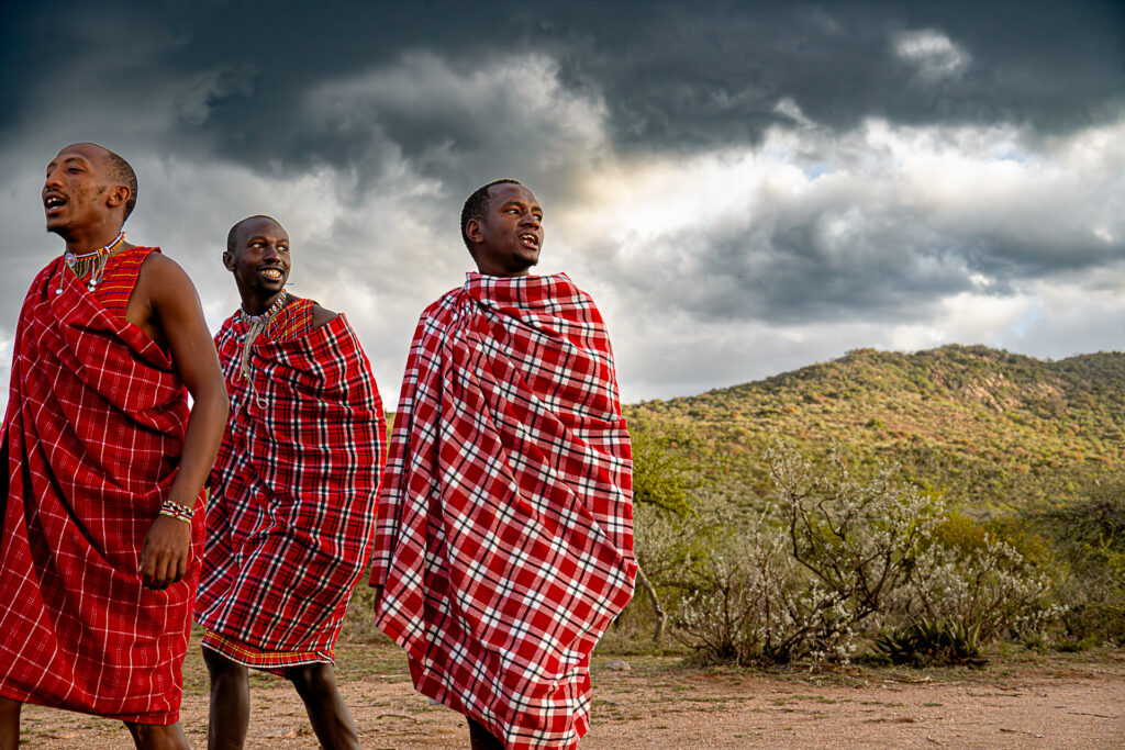 Danses traditionnelles masaï au Maji moto Eco camp